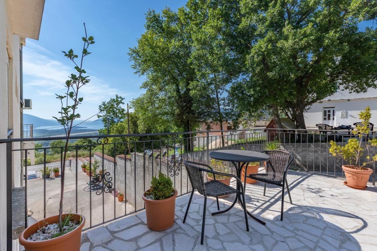 Guest House Vila Vedesa Kotor Exterior foto